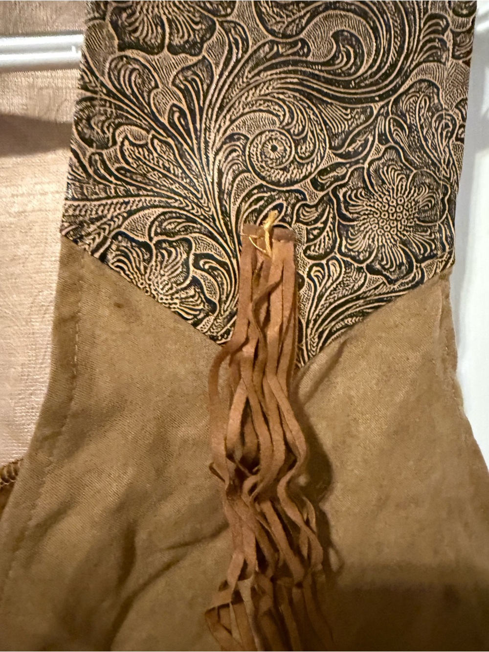 Spirit Western Cowboy Kit - Brown Vest with Red Bandana - Picture 3 of 8